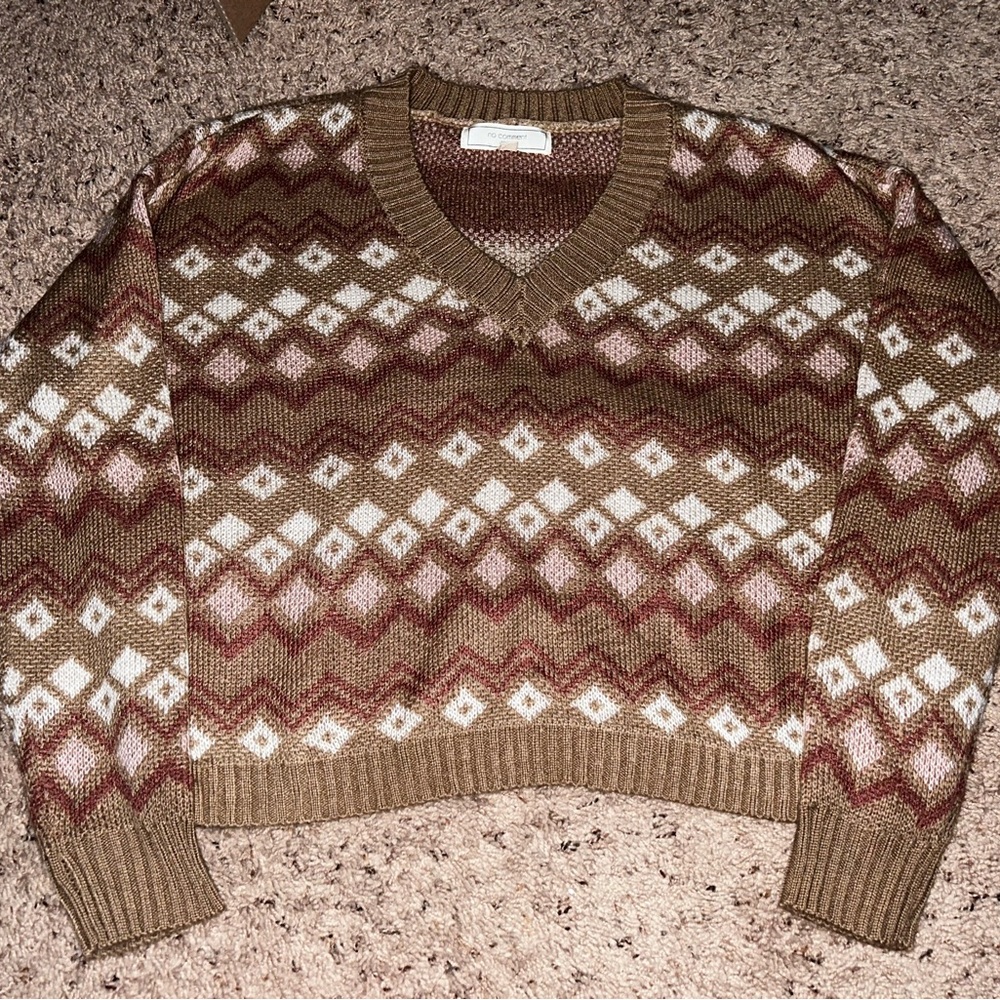 Patterned sweater